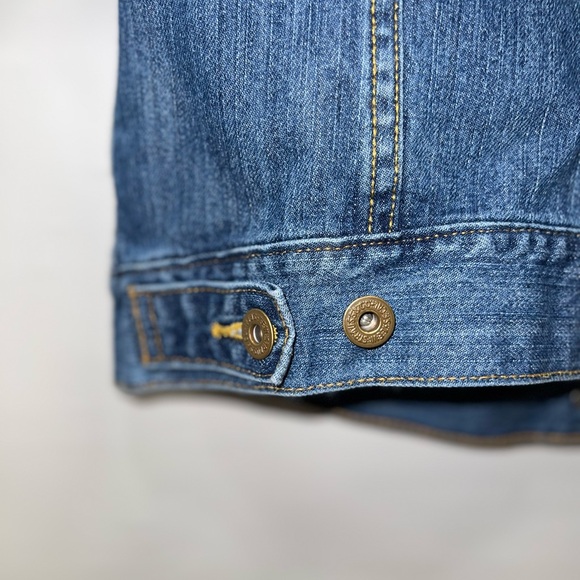 Levi’s Jacket Womens Medium Blue Denim Southwestern Accents Pockets - Picture 14 of 16